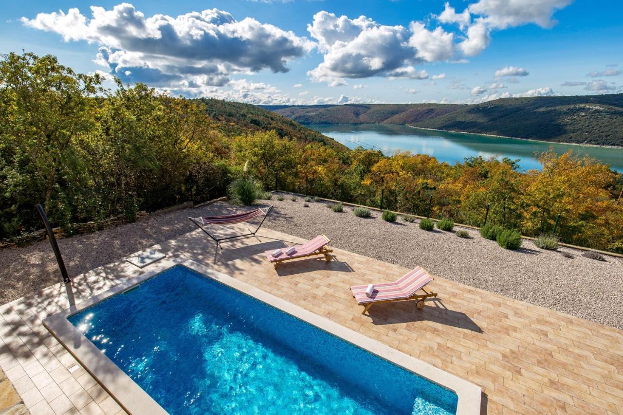 Villa Valente With Pool 라빈 외부 사진